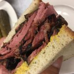 映画で有名なサンドイッチレストラン「katz’ delicatessen」に行こう!